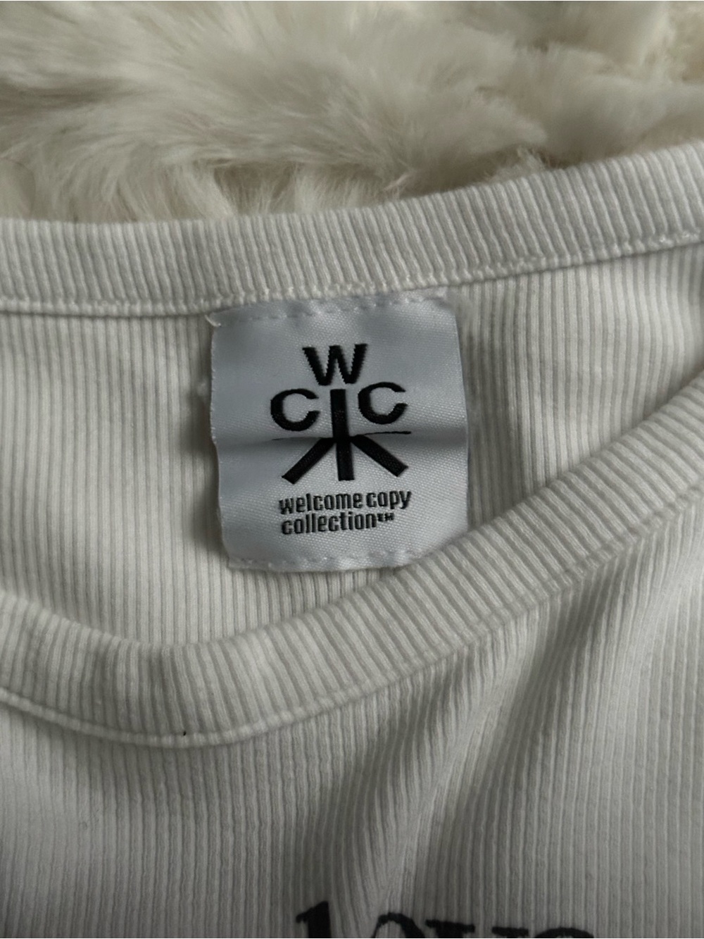 Rare + One of a kind “Sorry boys, I only date models” Tank Top- White - Picture 2 of 2
